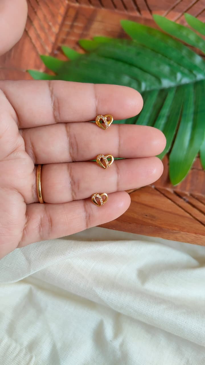 Heart Earring - 3 Stone - 1 Pair