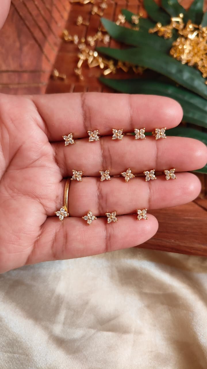 4 Stone Earring - 1 Pair
