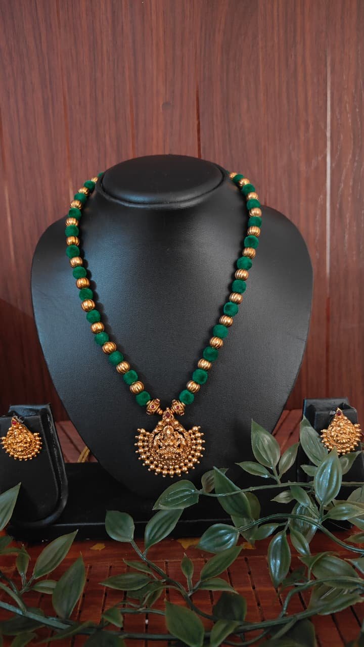 Beads Green Chain