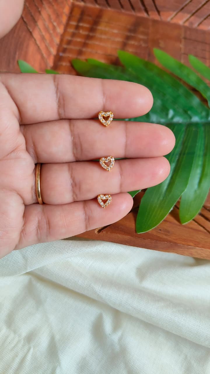 Heart Earring with Stone - 1 Pair